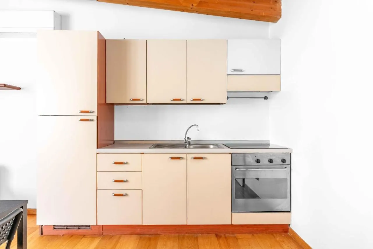 Mo37 Loreto- Duomo - Chic Apartment ميلان