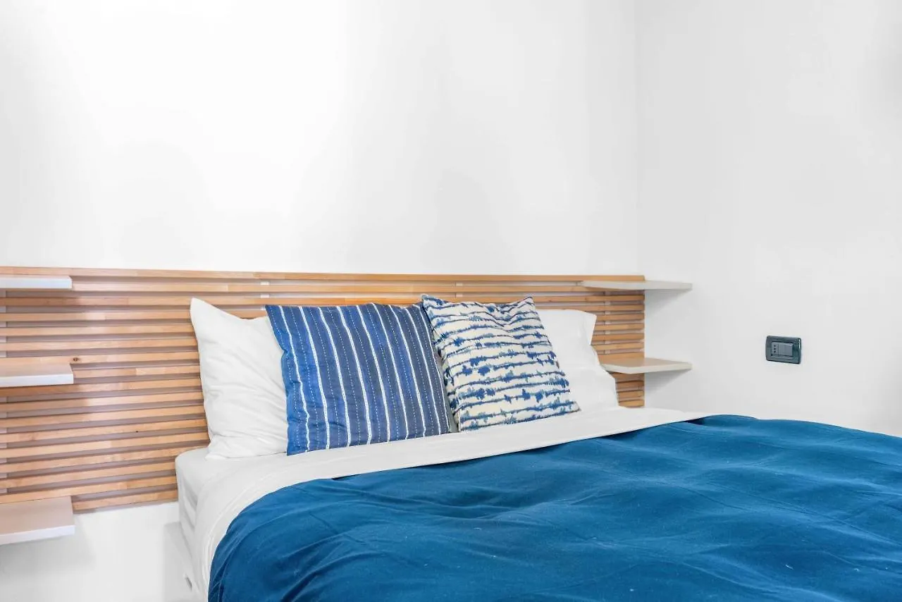 Mo37 Loreto- Duomo - Chic Apartment Milan Italy