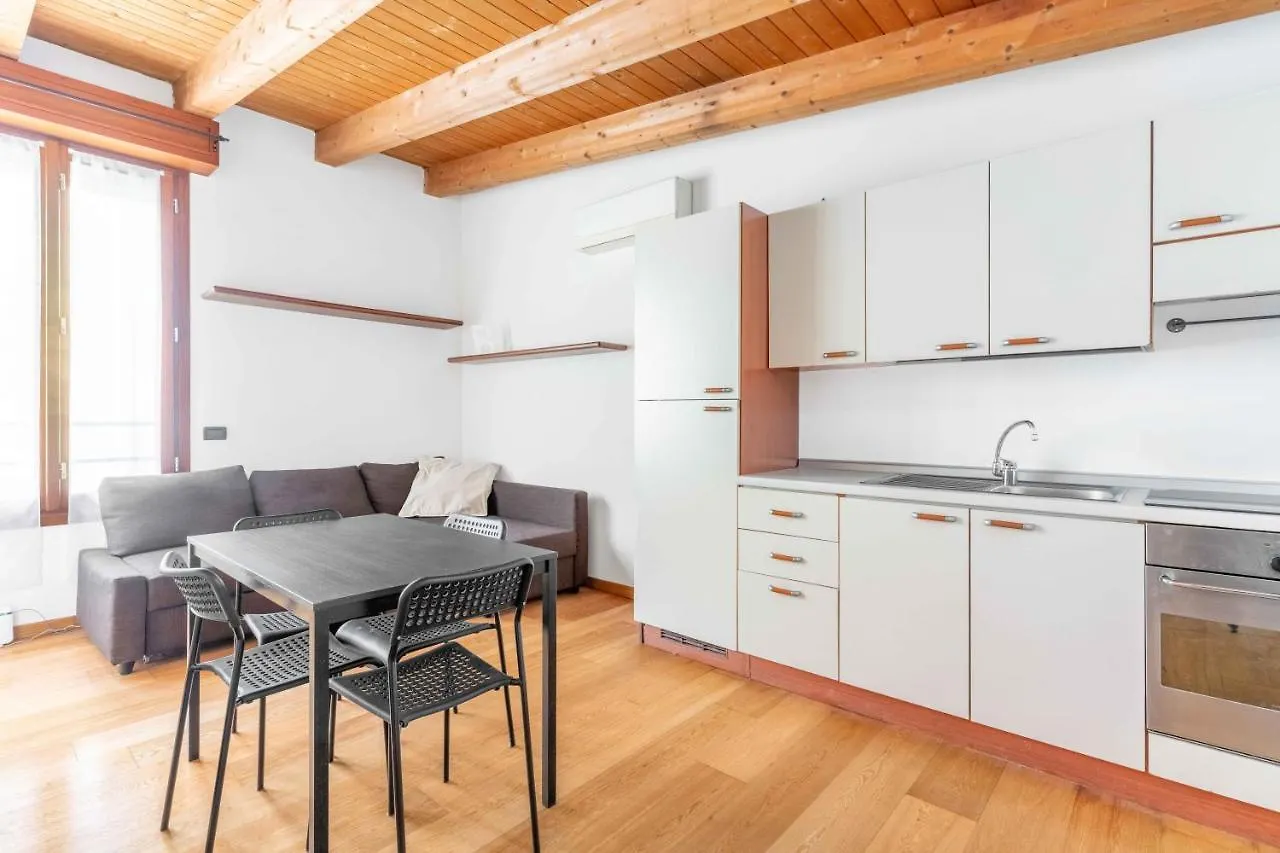 Mo37 Loreto- Duomo - Chic Apartment Milan 0*,